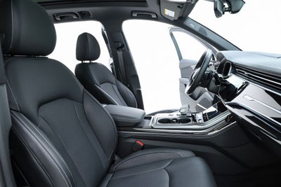 2025 Audi Q7 55 Prestige quattro