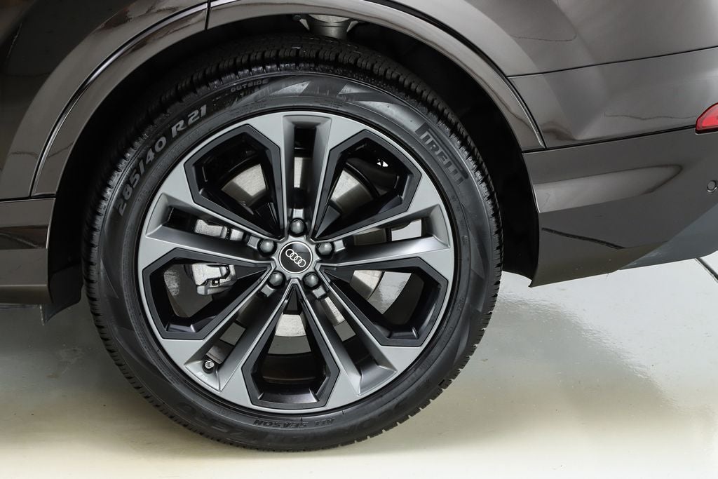 2025 Audi Q7 55 Prestige quattro