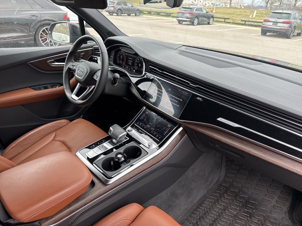 2025 Audi Q7 55 Prestige quattro