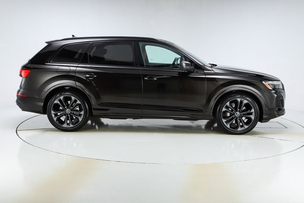 2025 Audi Q7 55 Prestige quattro
