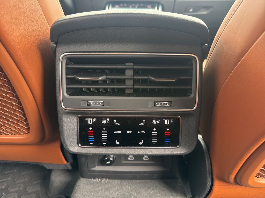 2025 Audi Q7 55 Prestige quattro