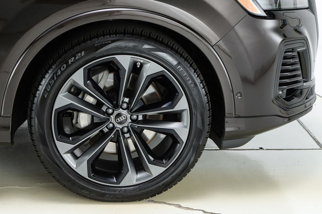 2025 Audi Q7 55 Prestige quattro