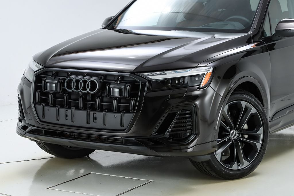 2025 Audi Q7 55 Prestige quattro