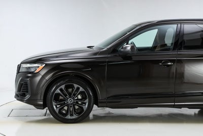 2025 Audi Q7 55 Prestige quattro