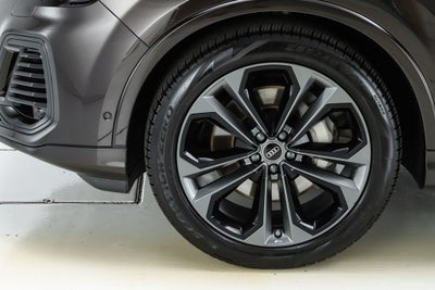 2025 Audi Q7 55 Prestige quattro