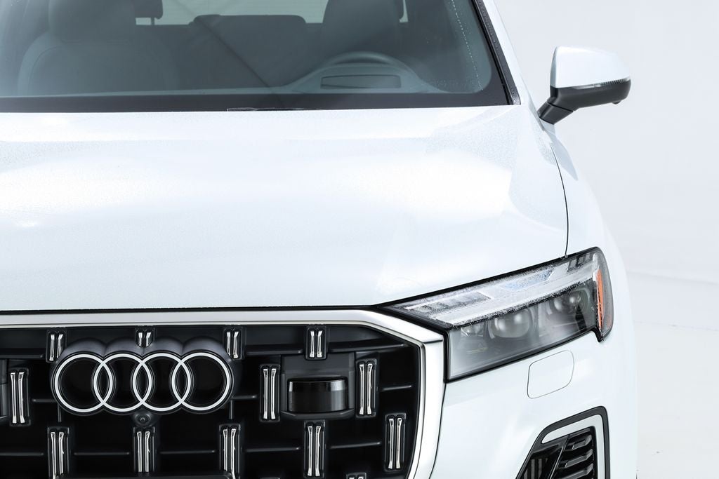 2025 Audi Q7 55 Prestige quattro