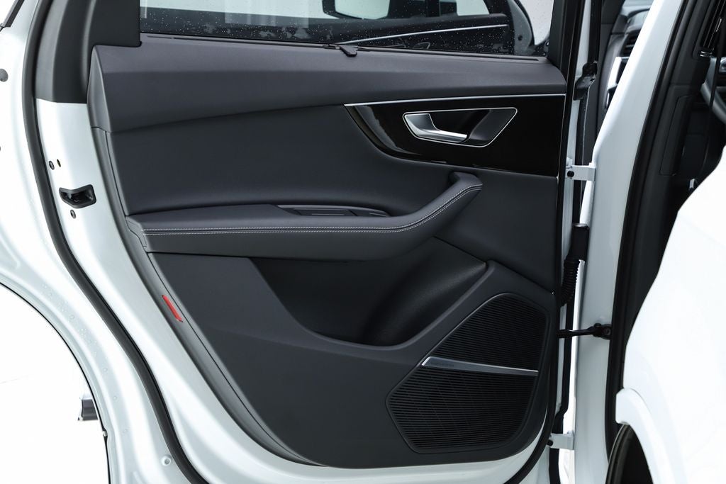 2025 Audi Q7 55 Prestige quattro