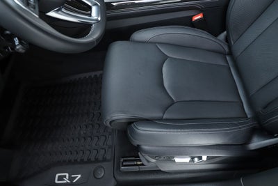 2025 Audi Q7 55 Prestige quattro