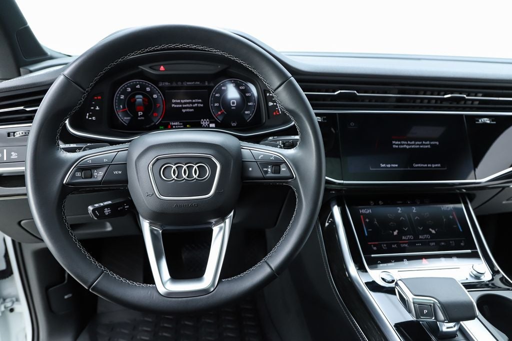 2025 Audi Q7 55 Prestige quattro