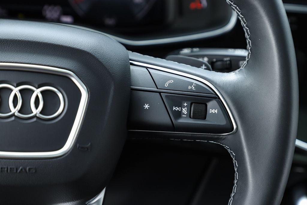 2025 Audi Q7 55 Prestige quattro