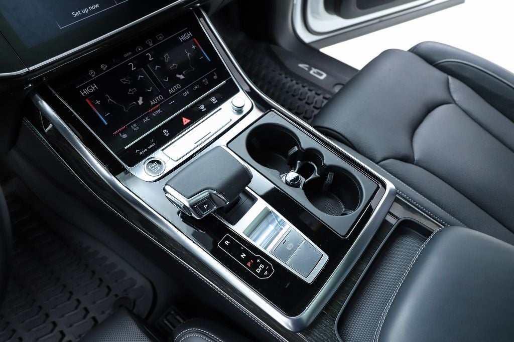 2025 Audi Q7 55 Prestige quattro
