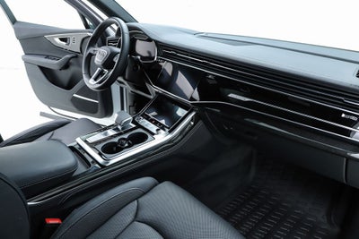 2025 Audi Q7 55 Prestige quattro