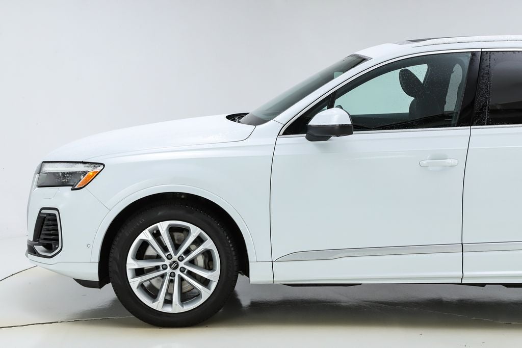 2025 Audi Q7 55 Prestige quattro