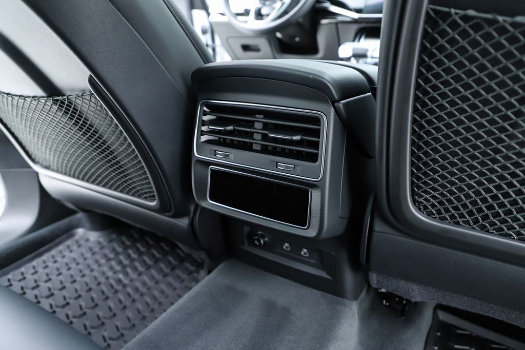 2025 Audi Q7 55 Prestige quattro