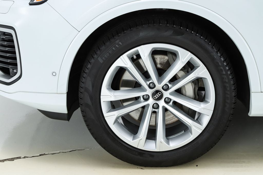 2025 Audi Q7 55 Prestige quattro