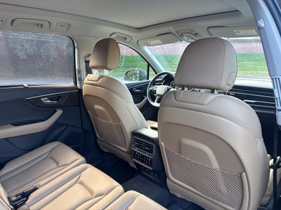 2025 Audi Q7 55 Prestige quattro