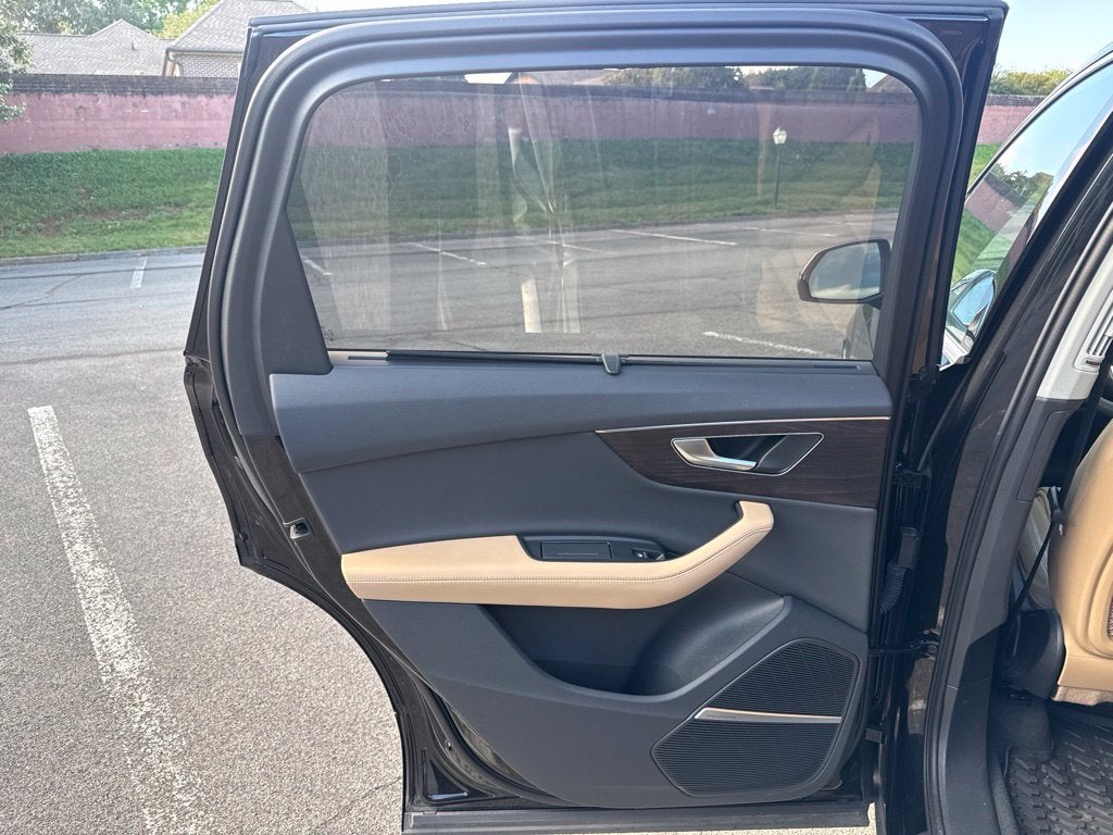 2025 Audi Q7 55 Prestige quattro