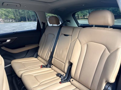 2025 Audi Q7 55 Prestige quattro