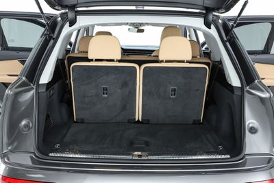 2021 Audi Q7 55 Prestige quattro