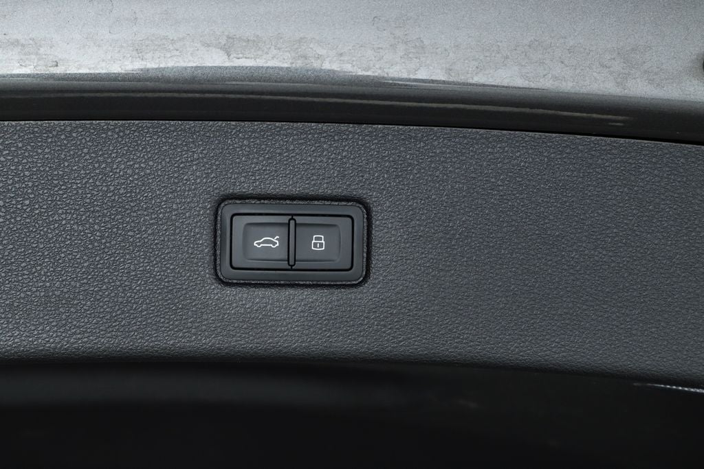 2021 Audi Q7 55 Prestige quattro