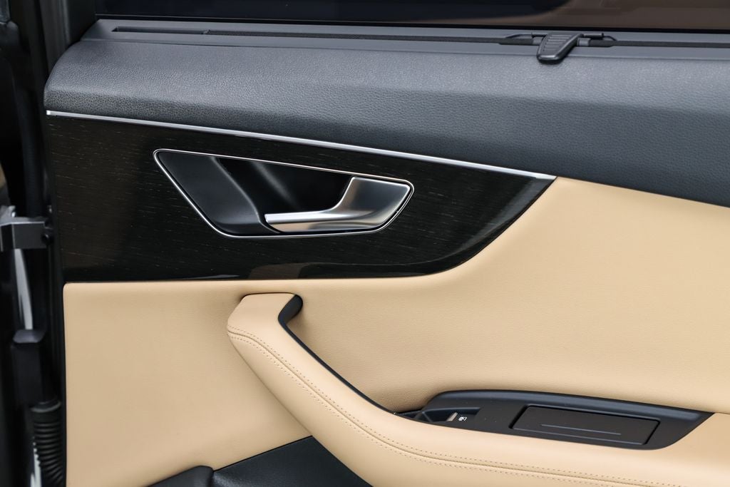 2021 Audi Q7 55 Prestige quattro