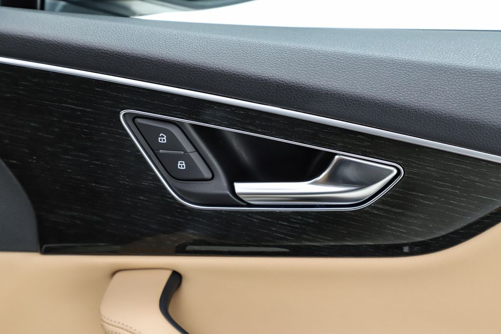 2021 Audi Q7 55 Prestige quattro