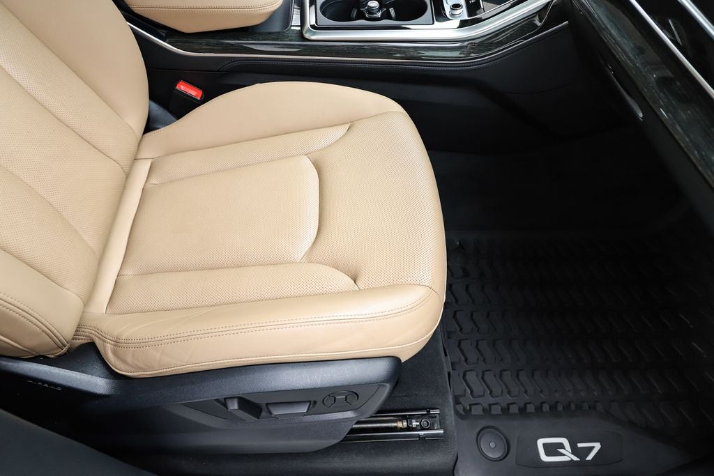 2021 Audi Q7 55 Prestige quattro