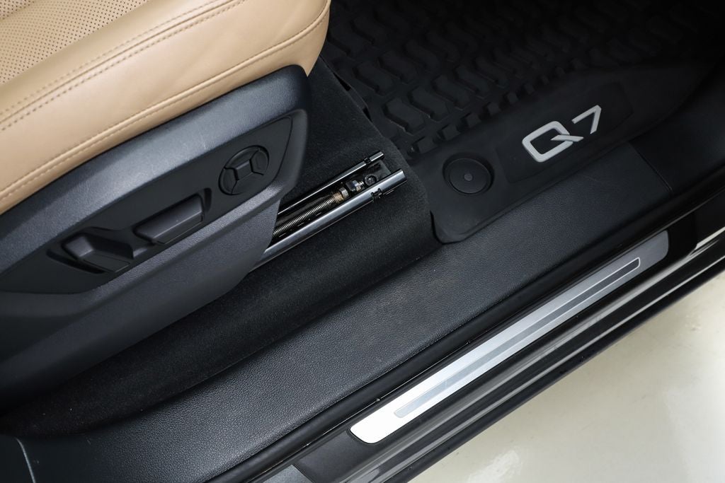 2021 Audi Q7 55 Prestige quattro