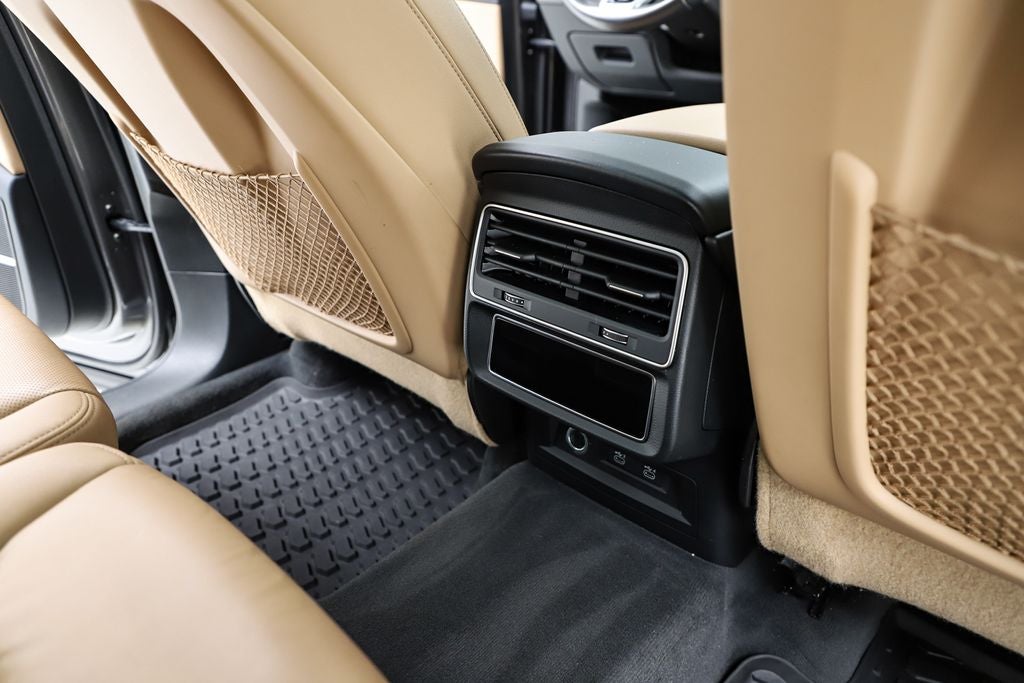 2021 Audi Q7 55 Prestige quattro