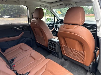 2023 Audi Q7 55 Prestige quattro