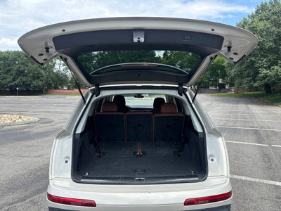 2023 Audi Q7 55 Prestige quattro