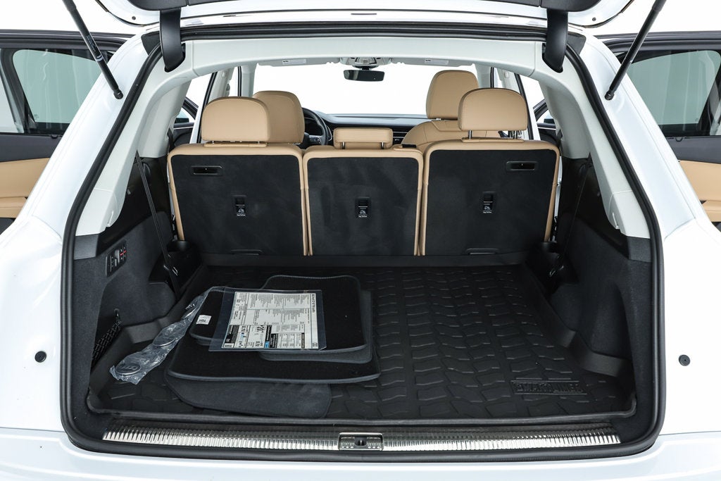 2023 Audi Q7 55 Prestige quattro