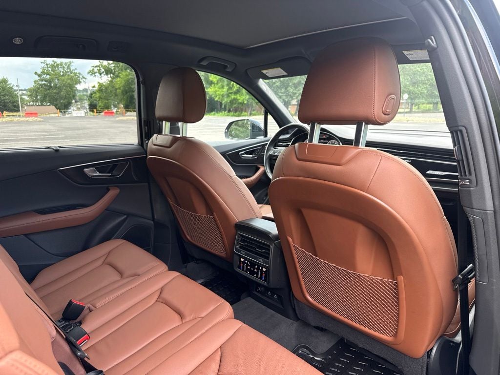 2023 Audi Q7 55 Prestige quattro