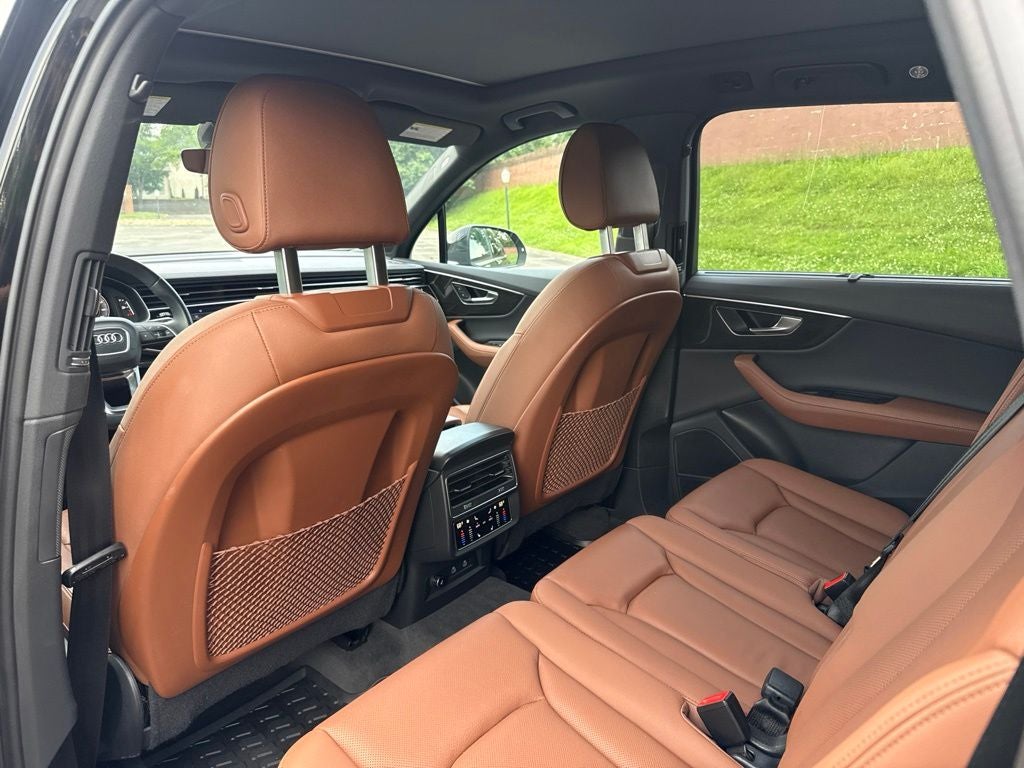 2023 Audi Q7 55 Prestige quattro