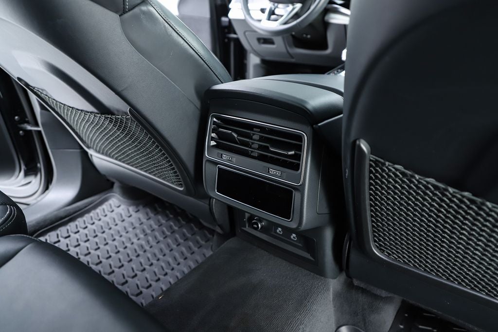 2024 Audi Q7 55 Prestige quattro