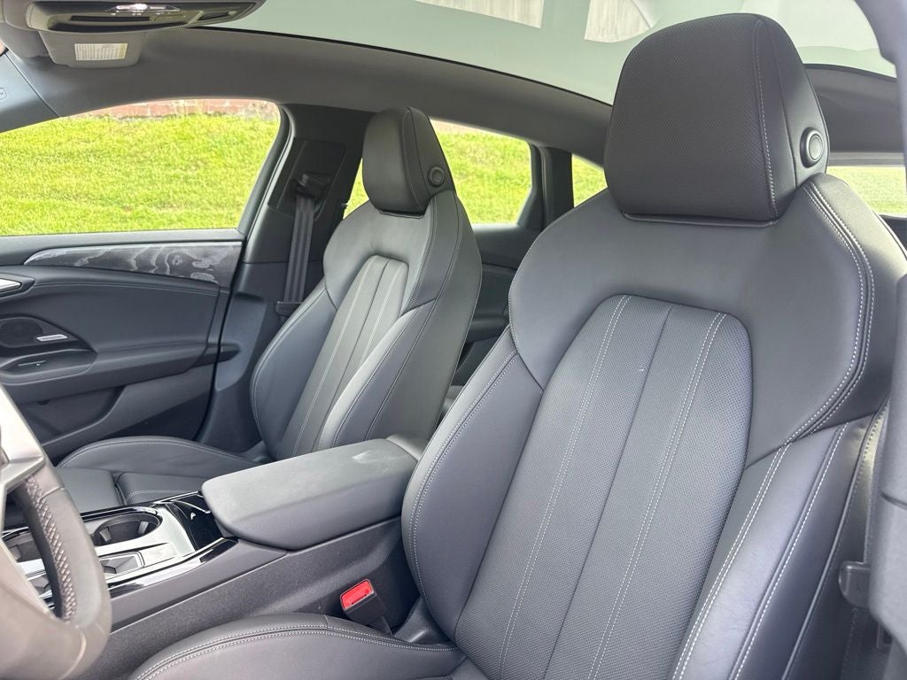 2025 Audi A6 Sportback e-tron Prestige quattro