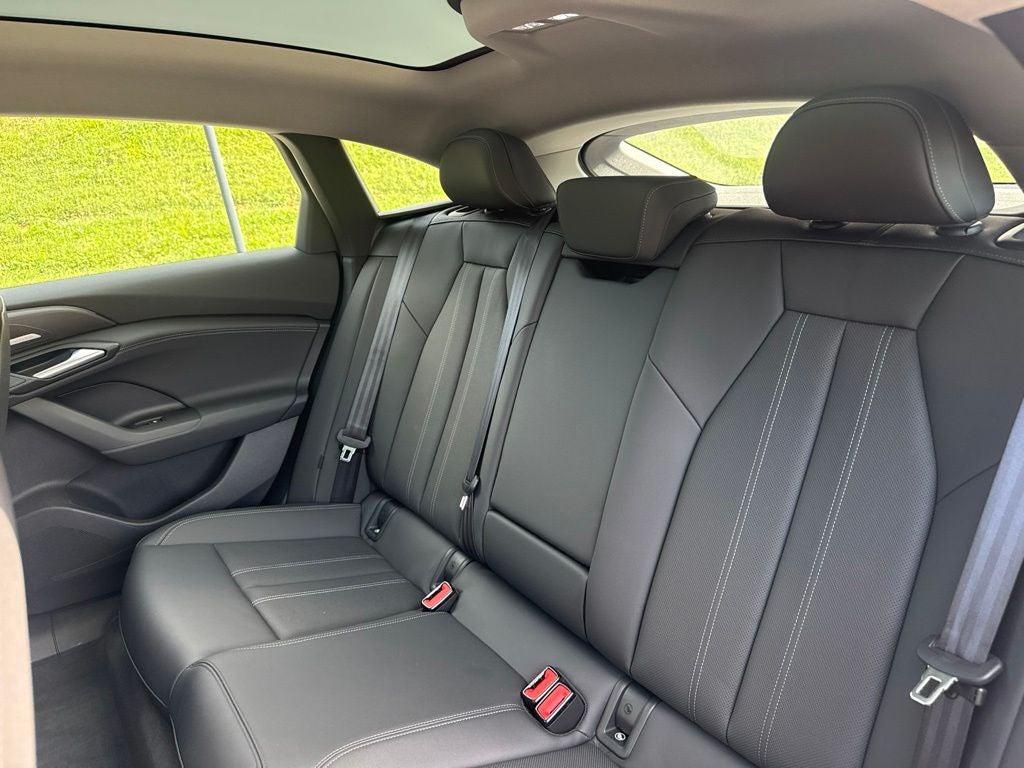 2025 Audi A6 Sportback e-tron Prestige quattro