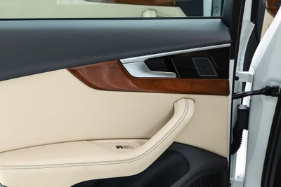 2023 Audi A4 40 Premium Plus quattro