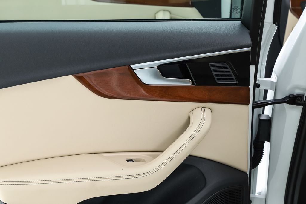 2023 Audi A4 40 Premium Plus quattro