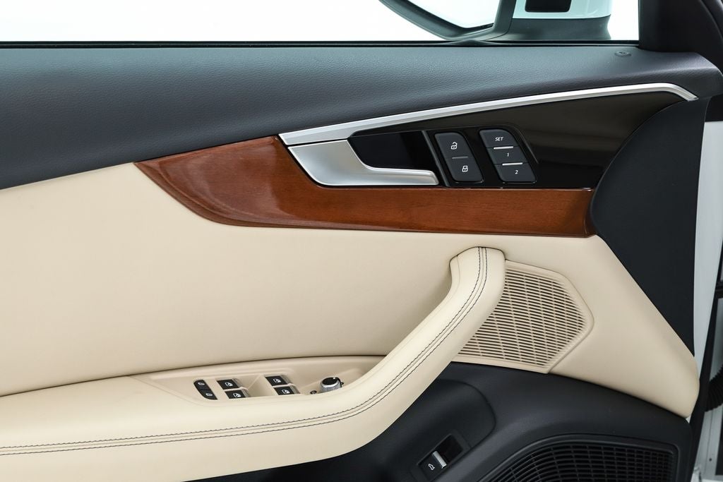 2023 Audi A4 40 Premium Plus quattro