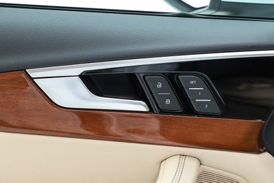 2023 Audi A4 40 Premium Plus quattro