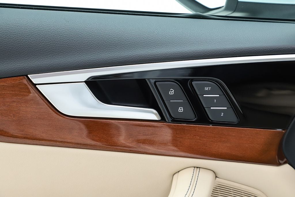 2023 Audi A4 40 Premium Plus quattro