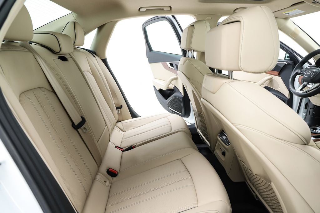 2023 Audi A4 40 Premium Plus quattro
