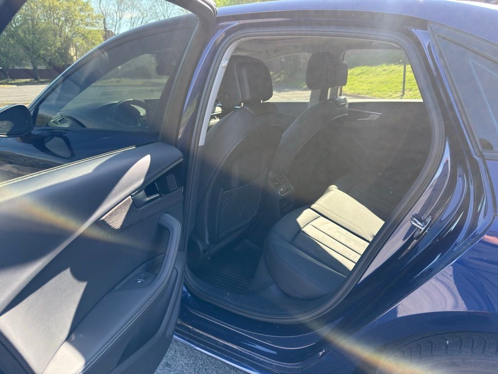 2023 Audi A4 40 Premium Plus quattro