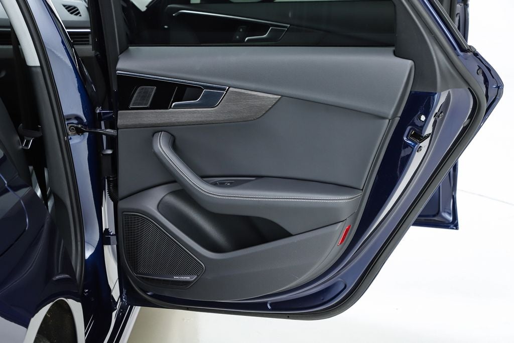 2023 Audi A4 40 Premium Plus quattro