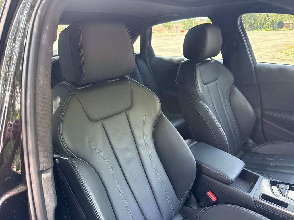2023 Audi A4 45 S line Premium Plus quattro