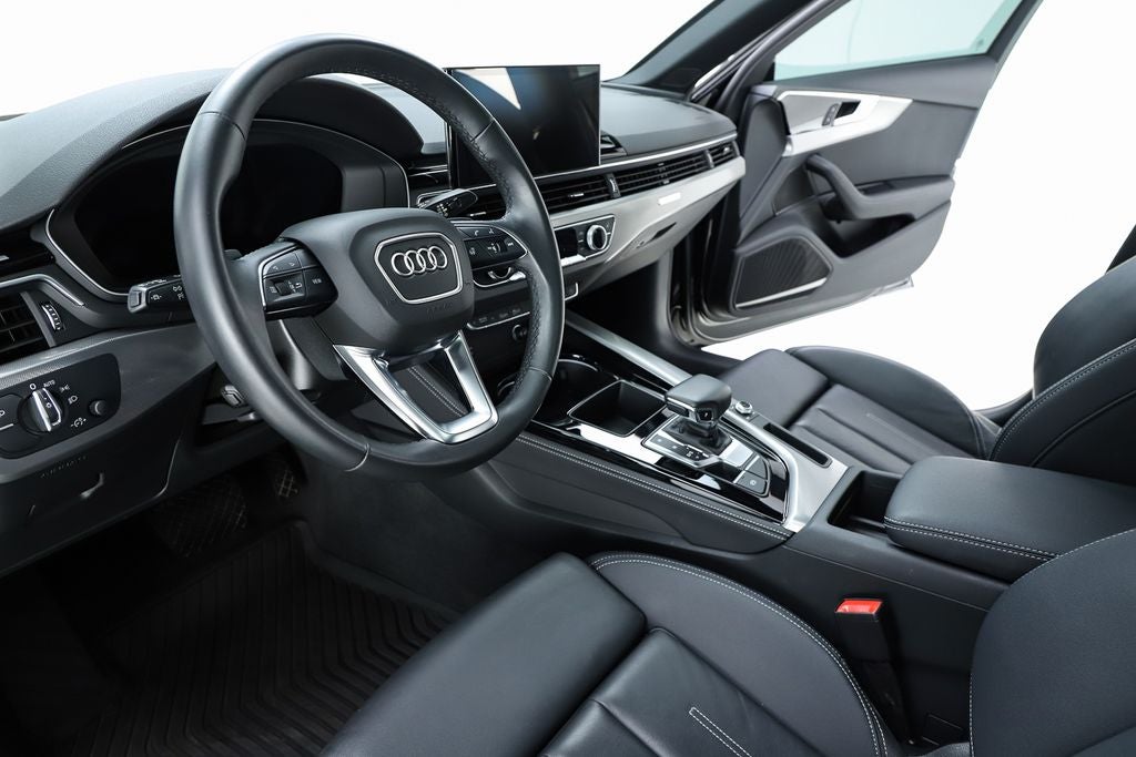 2023 Audi A4 45 S line Premium Plus quattro