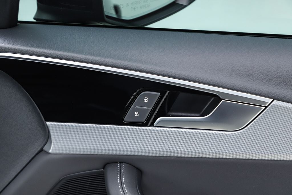 2023 Audi A4 45 S line Premium Plus quattro