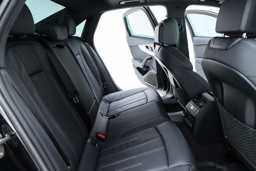 2023 Audi A4 45 S line Premium Plus quattro