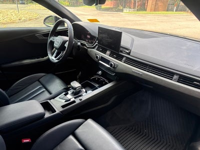 2023 Audi A4 45 S line Premium Plus quattro
